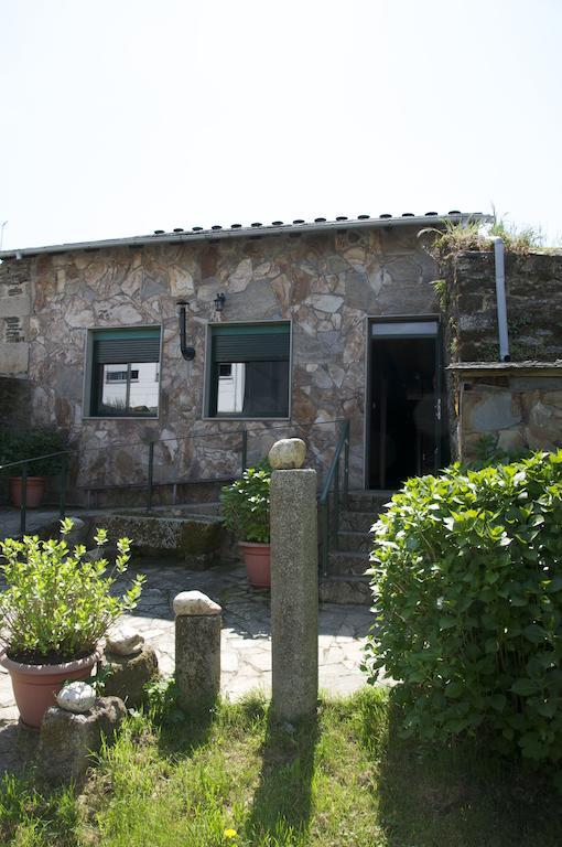 Albergue Los Blasones Sarria Luaran gambar